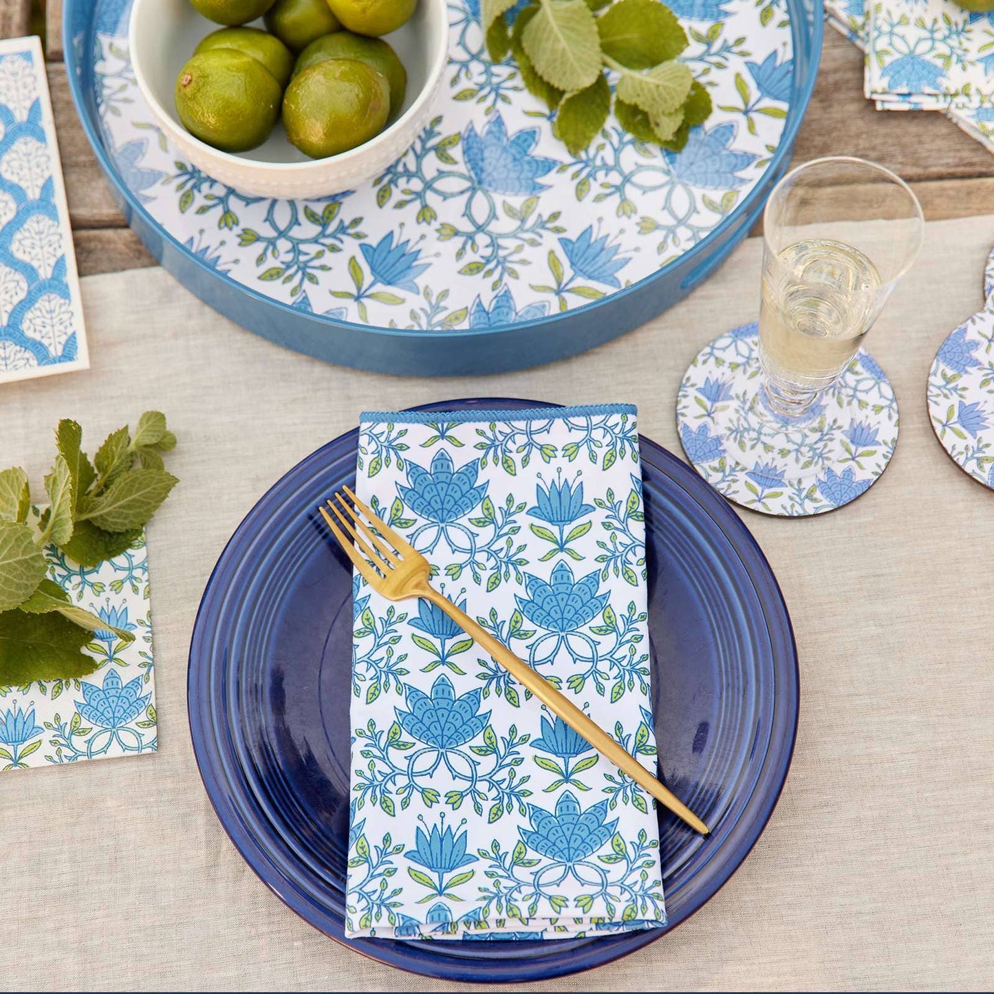 TILLY Round Coasters, set of 4