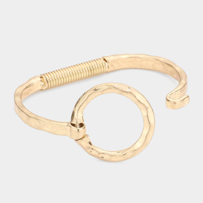 Open Circle Hook Bracelet - Gold